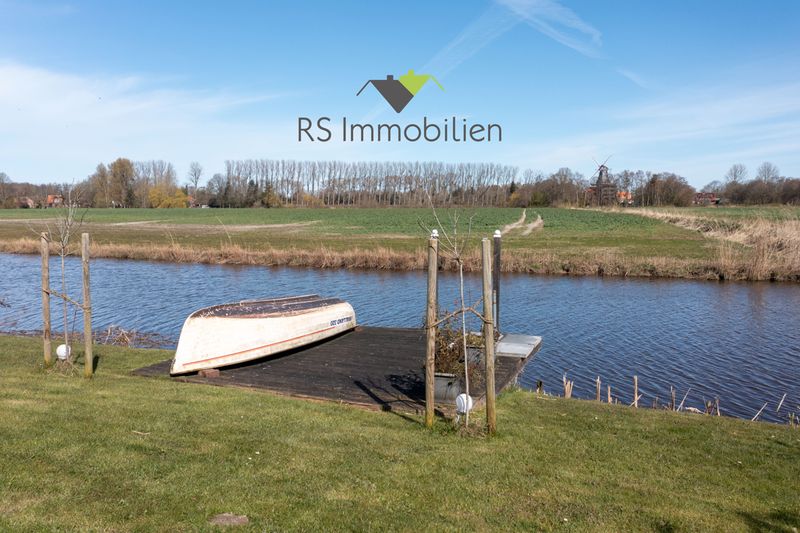 Direkt am Wasser & nahe der Nordseeküste! 
Gepflegte Maisonette-Wohnung!